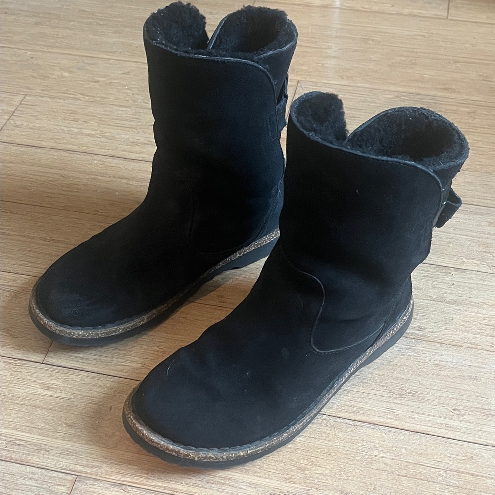 Upsalla Shearling Birkenstock short boots sz 38